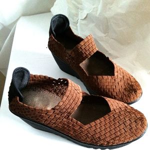 Bernie Mev Brown woven wedge platform shoes
